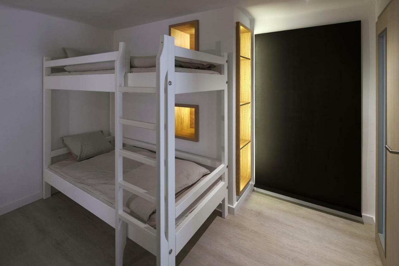 7Domb Apartman Komló Exterior foto