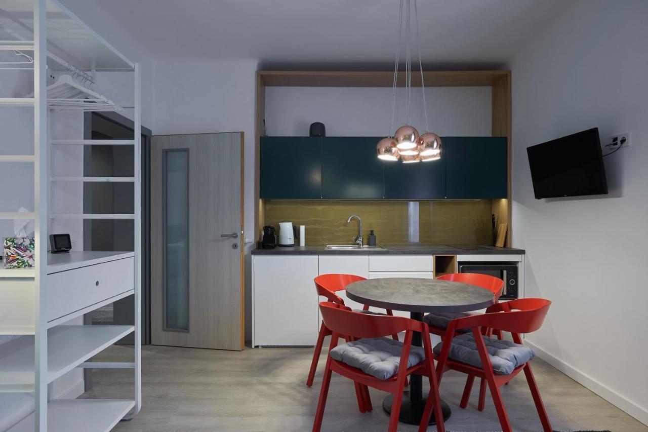 7Domb Apartman Komló Exterior foto