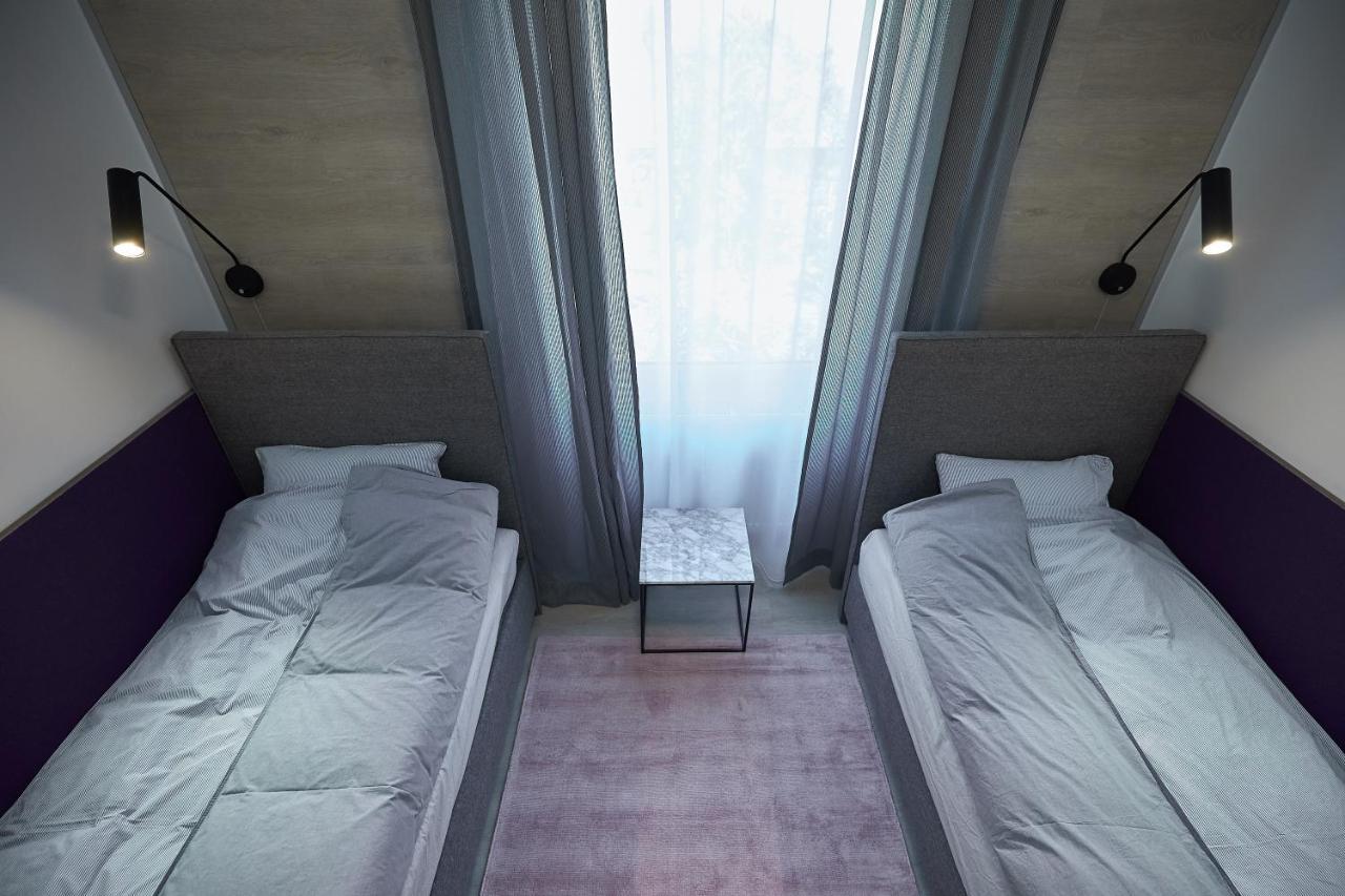 7Domb Apartman Komló Exterior foto
